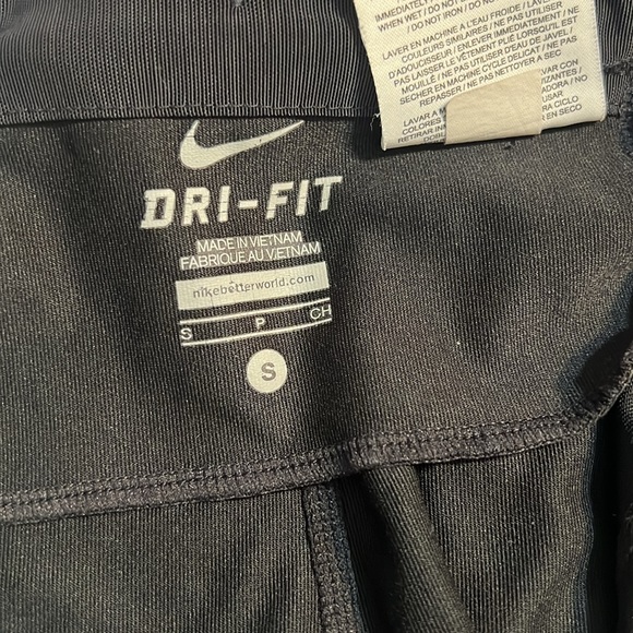 Bundle of 2 Nike Running Size S - Picture 6 of 11